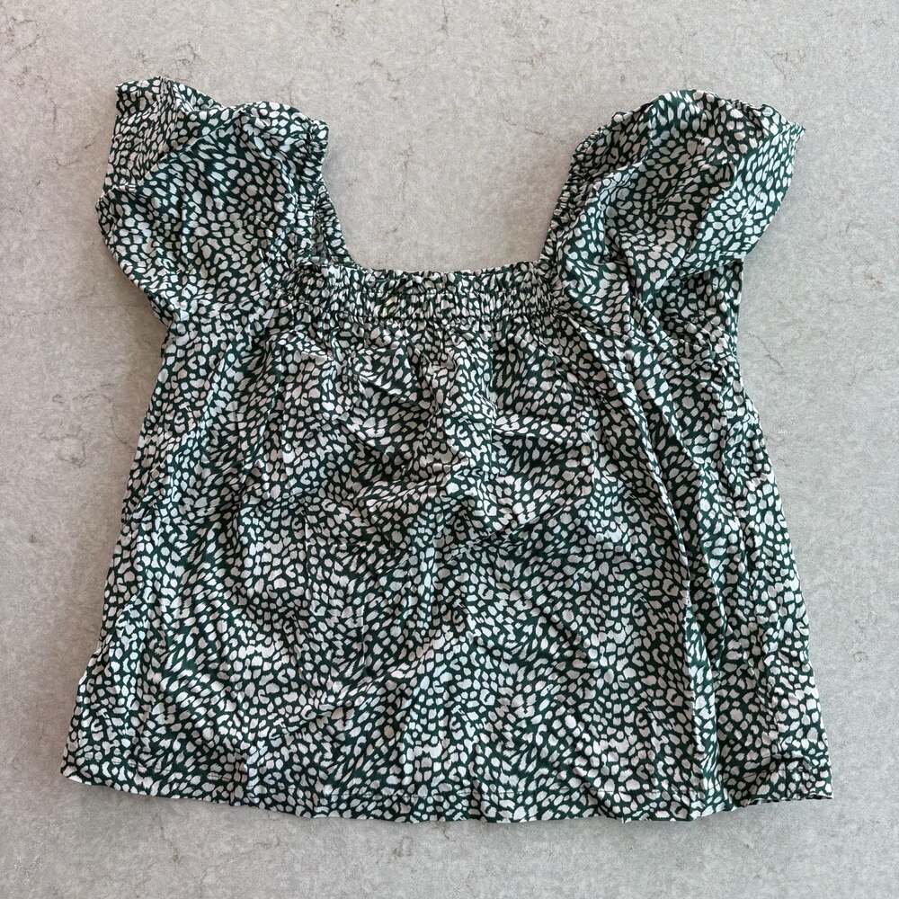Gap Green Animal Print Smocked Square Neck Flutter Sleeve Top